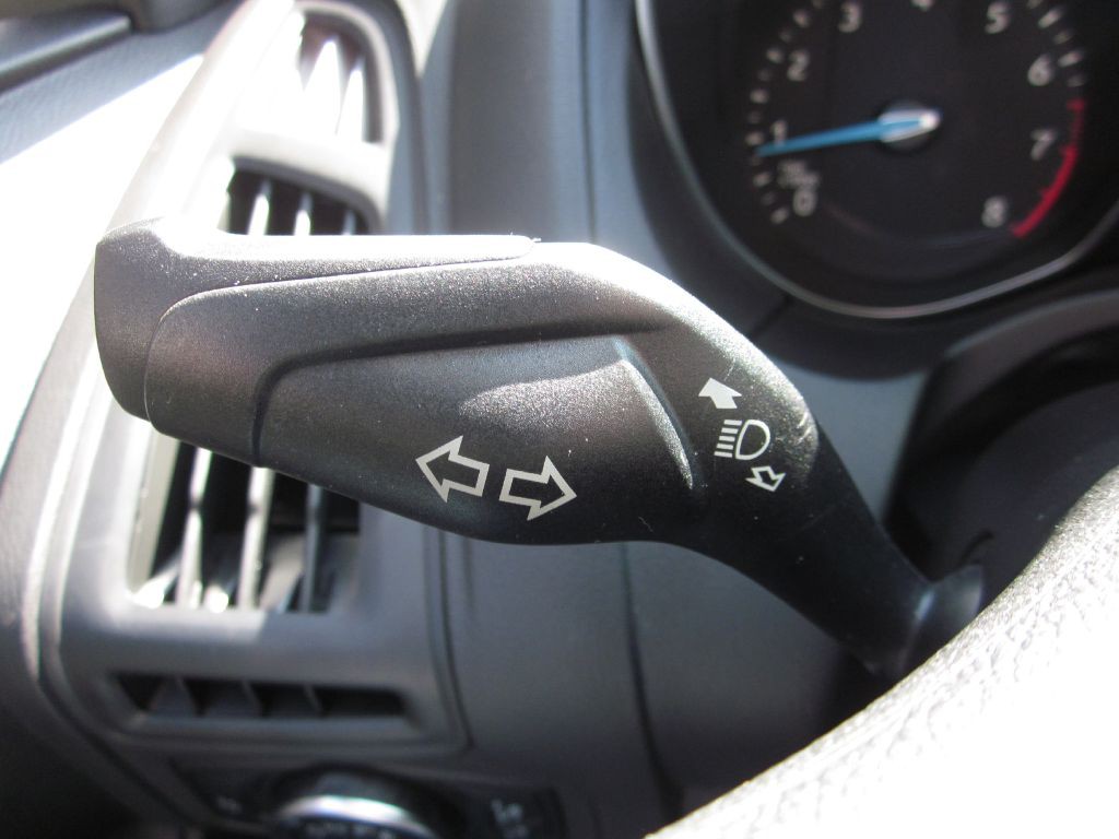 2018 Ford Focus Image 55