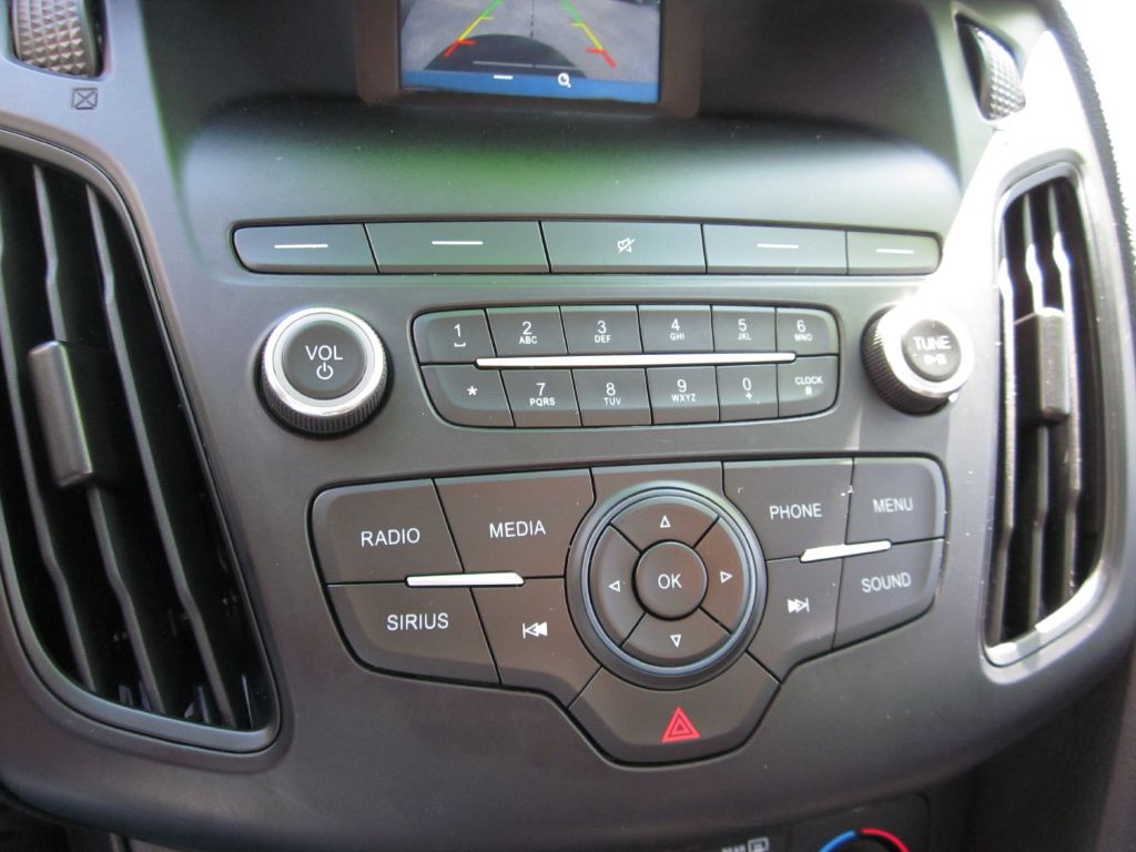 2018 Ford Focus Image 62