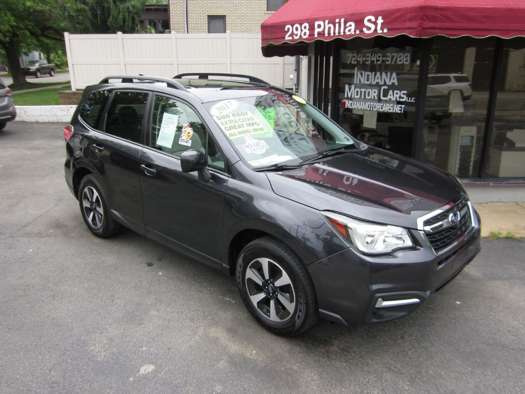 2017 Subaru Forester Image 1