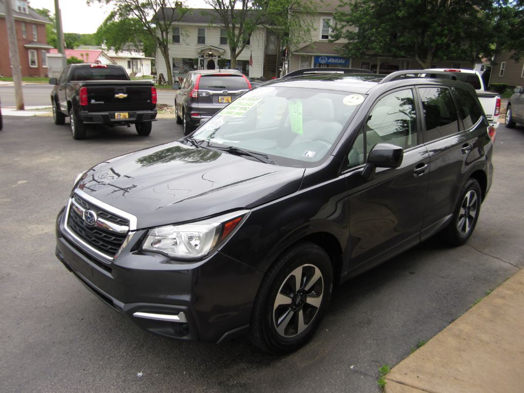 2017 Subaru Forester Image 16