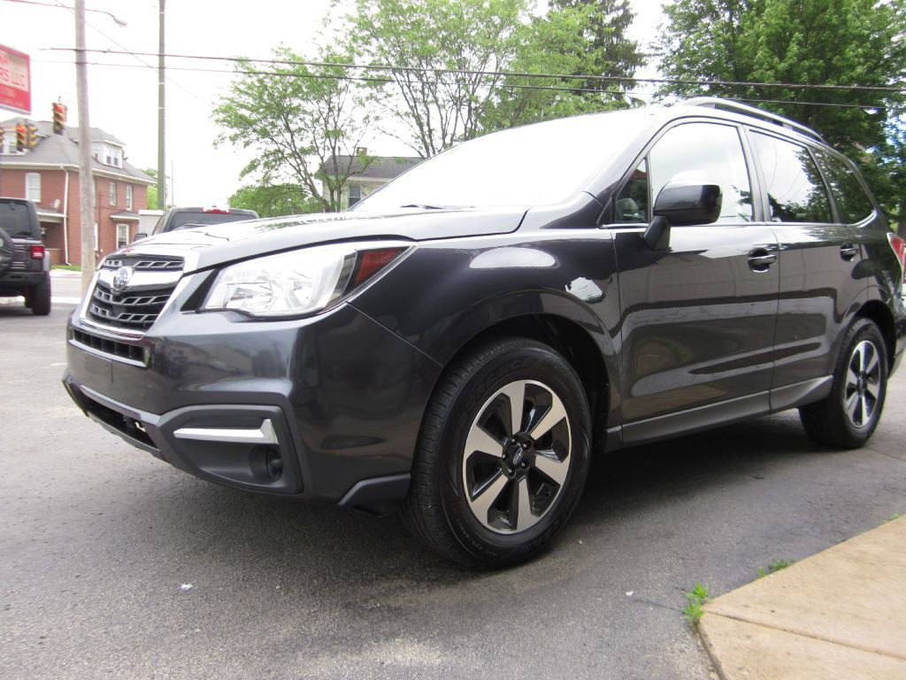 2017 Subaru Forester Image 17