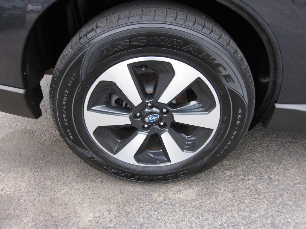 2017 Subaru Forester Image 31