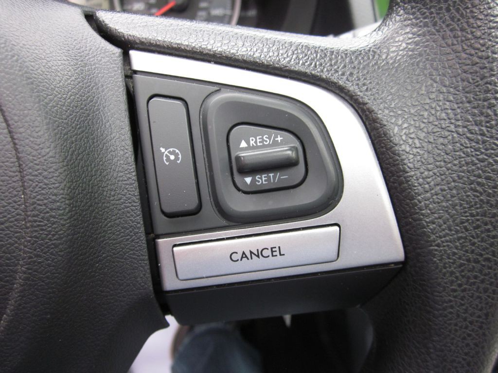 2017 Subaru Forester Image 64