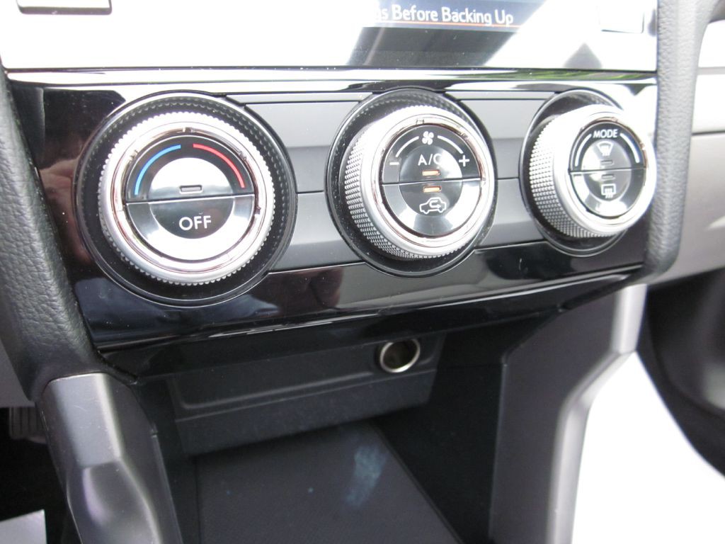 2017 Subaru Forester Image 71