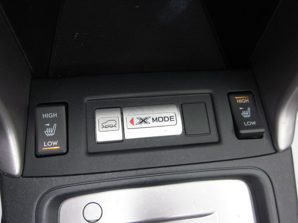 2017 Subaru Forester Image 72