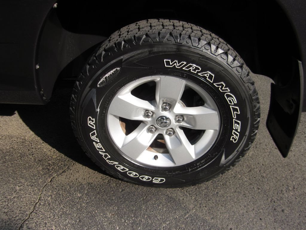 2017 RAM 1500 Image 35