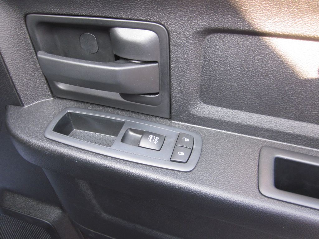 2017 RAM 1500 Image 52