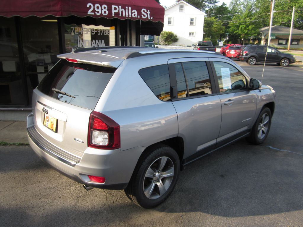 2017 Jeep Compass Image 3