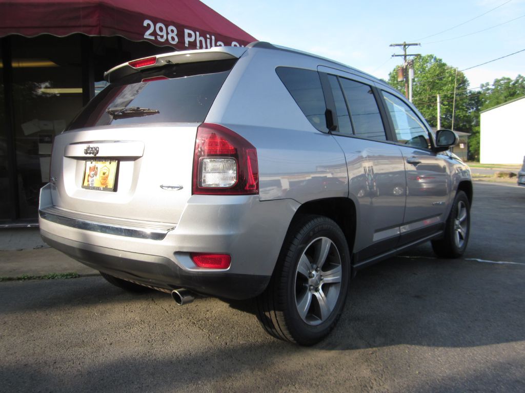 2017 Jeep Compass Image 5