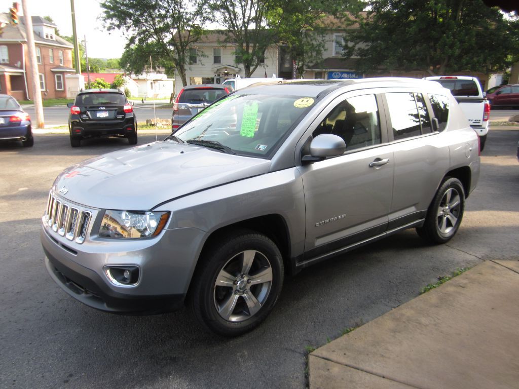 2017 Jeep Compass Image 10