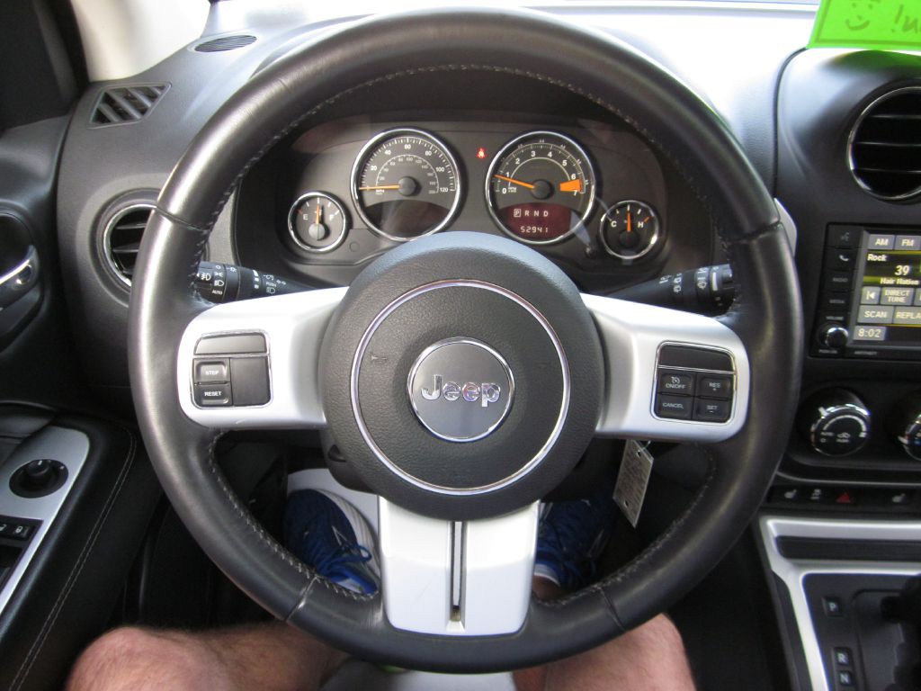 2017 Jeep Compass Image 41