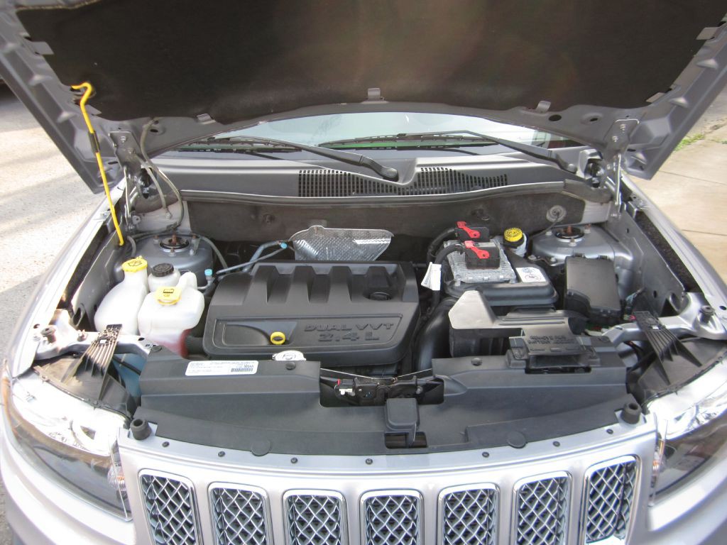 2017 Jeep Compass Image 57