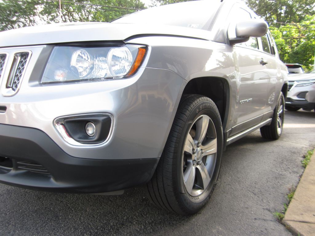 2017 Jeep Compass Image 62