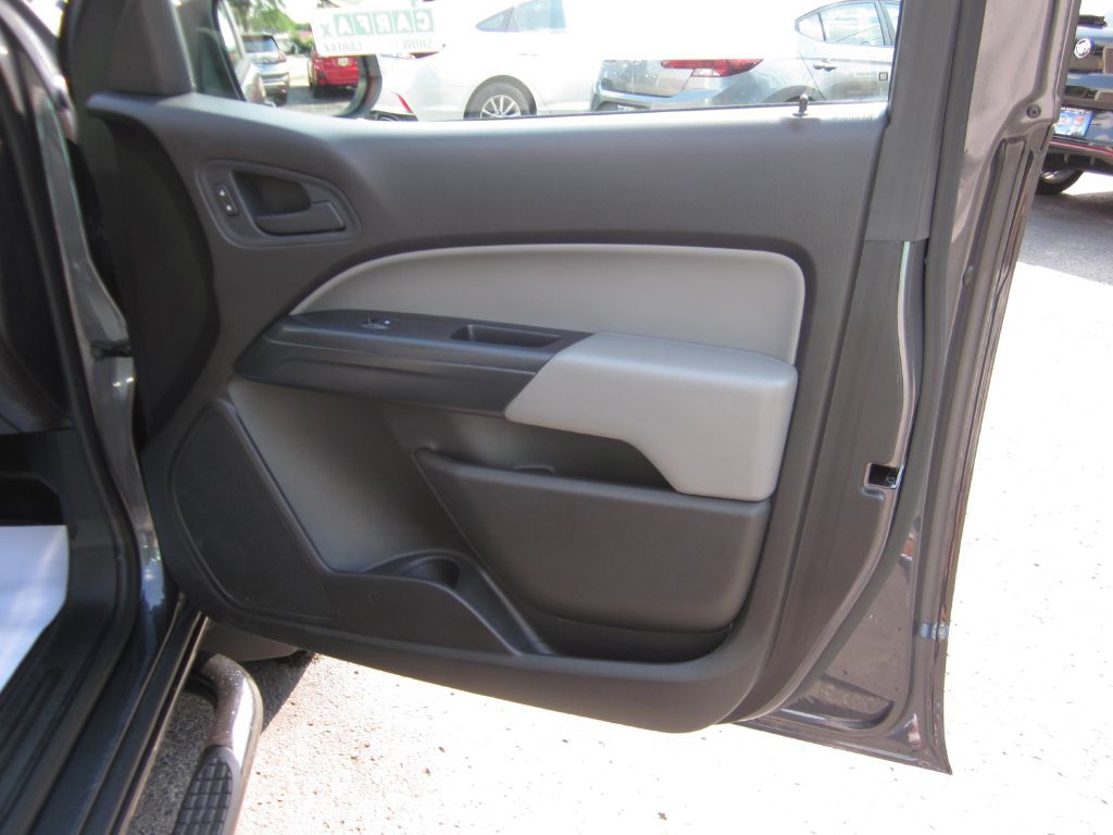 2017 Chevrolet Colorado Image 41