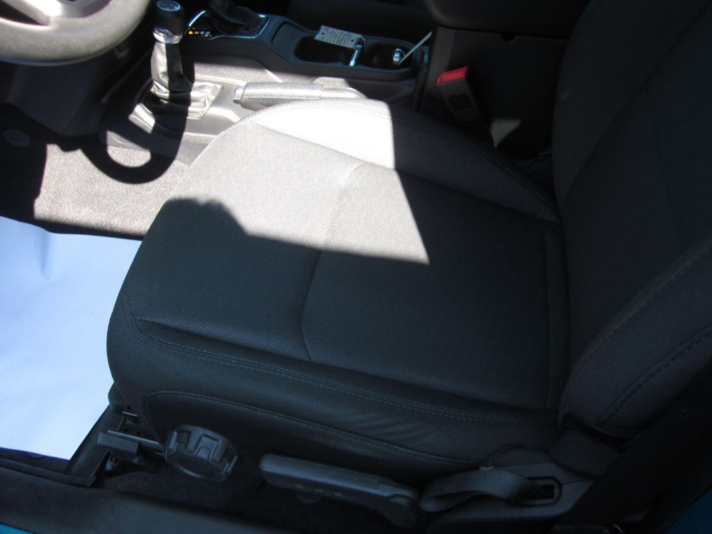 2019 Jeep Wrangler Image 36