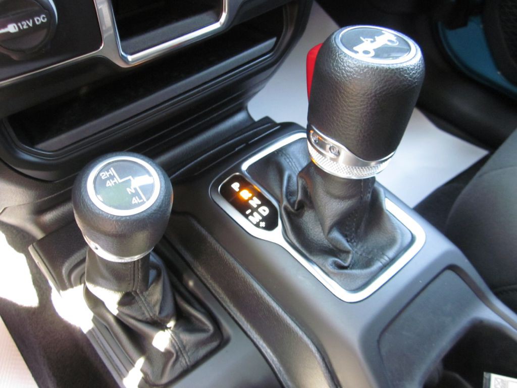 2019 Jeep Wrangler Image 78