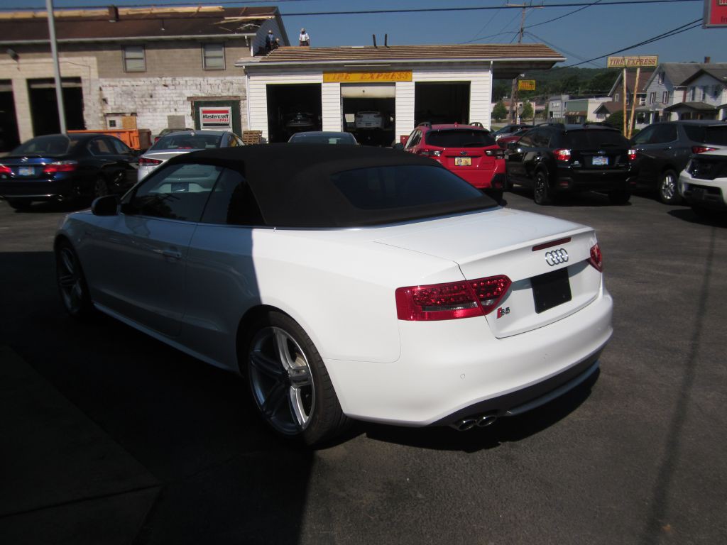 2012 Audi S5 Image 8