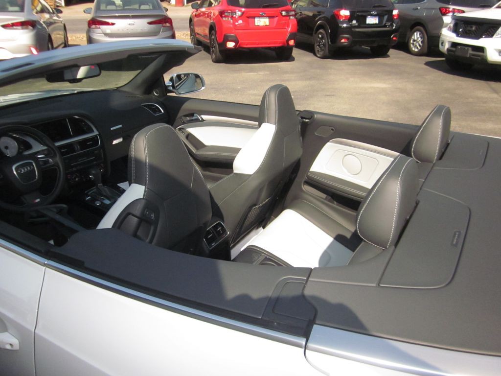 2012 Audi S5 Image 38