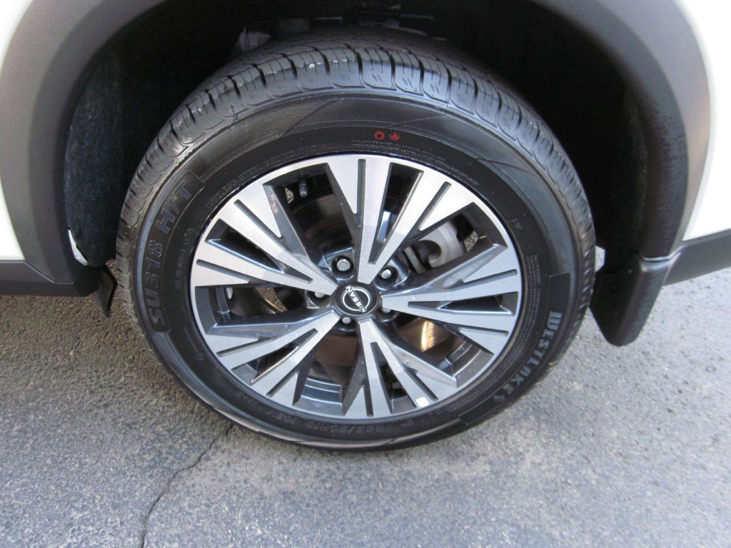 2023 Nissan Rogue Image 44