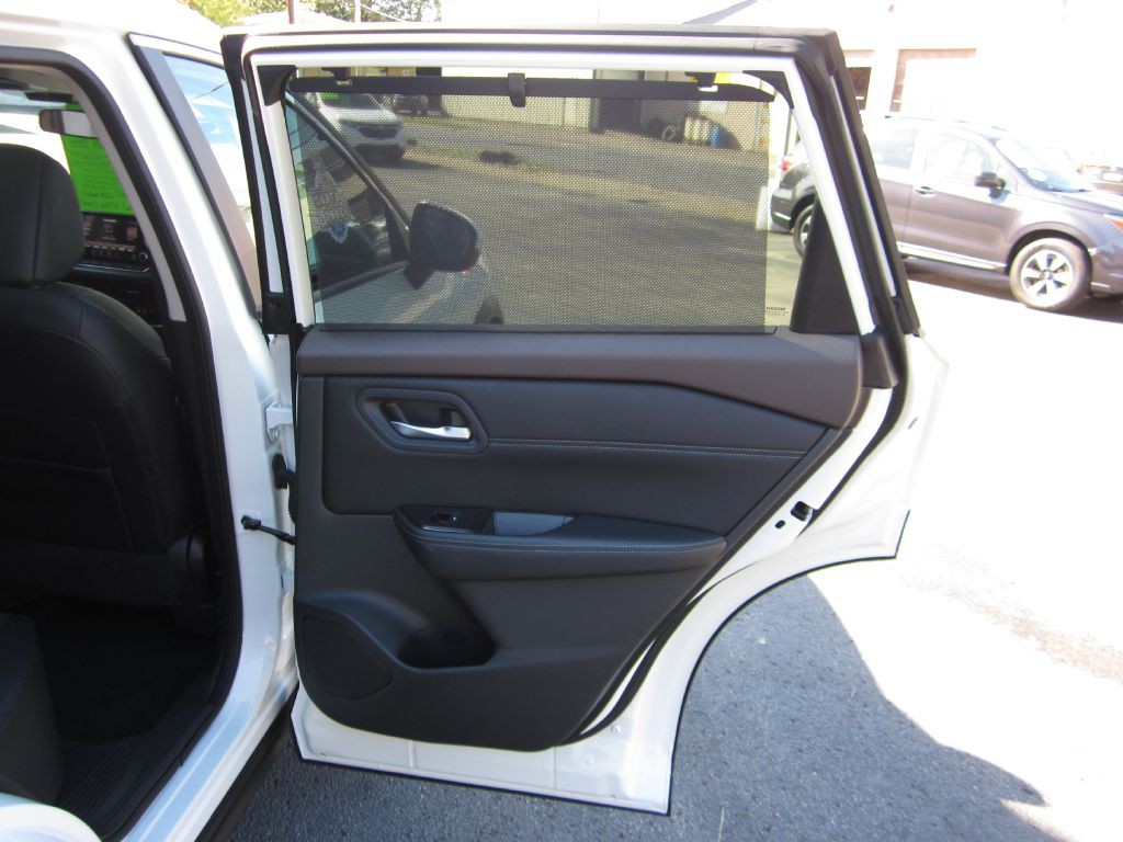 2023 Nissan Rogue Image 70