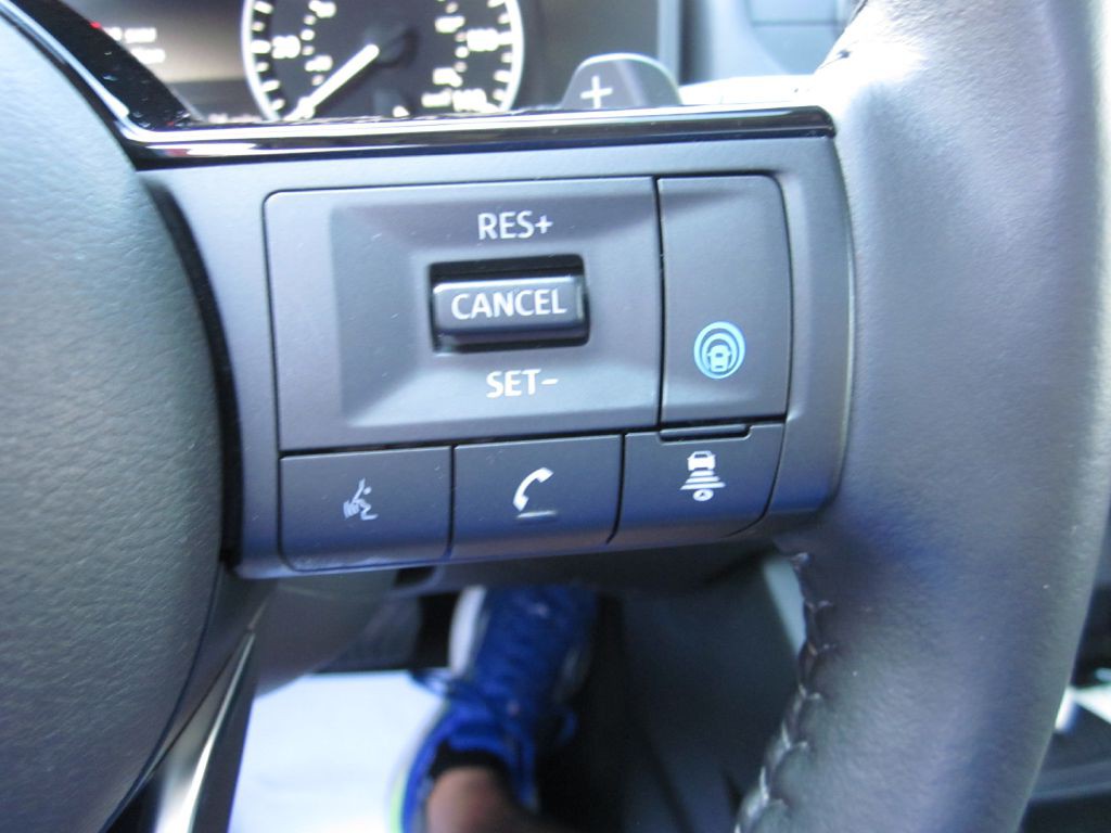 2023 Nissan Rogue Image 78