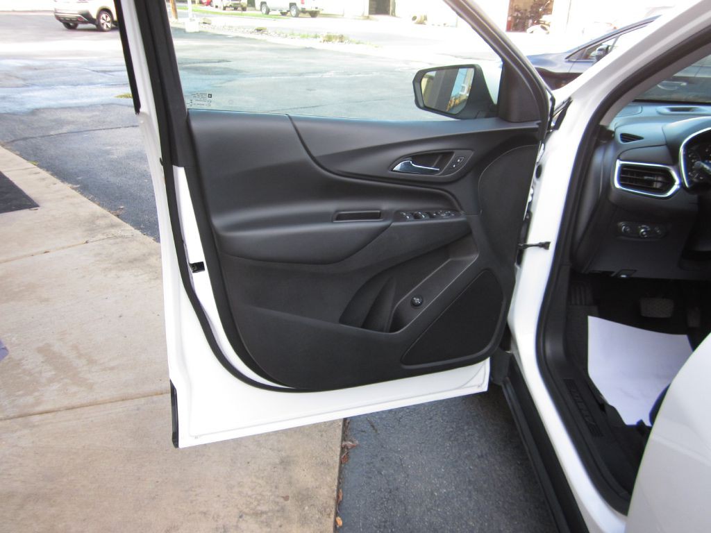 2020 Chevrolet Equinox Image 31