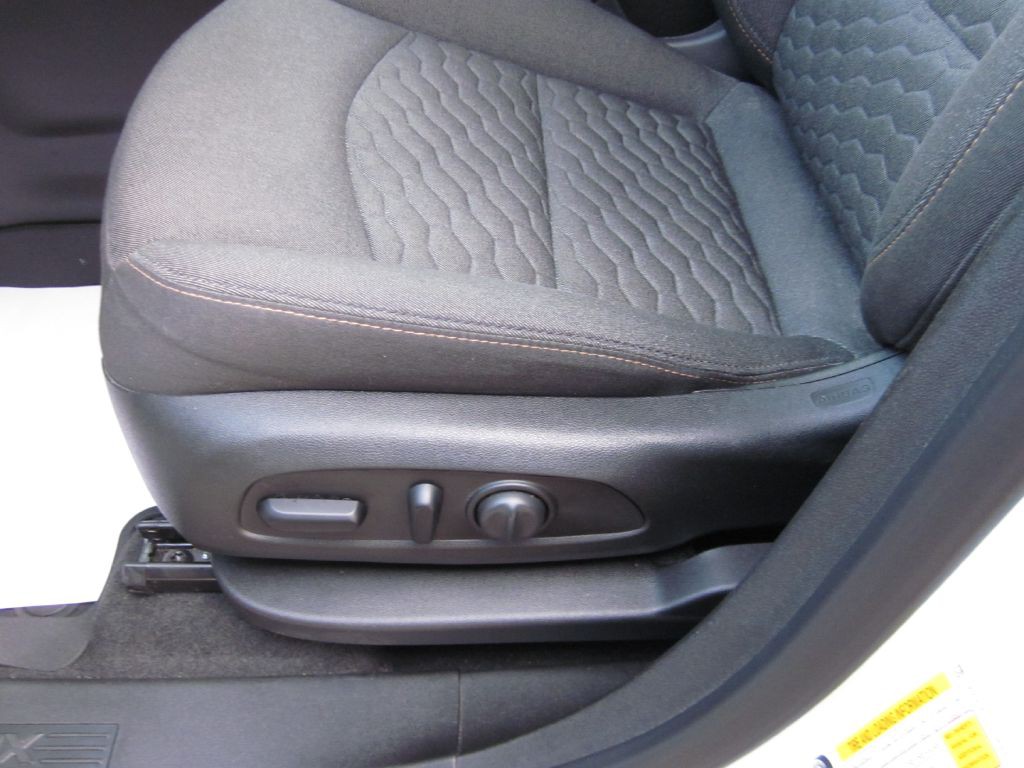 2020 Chevrolet Equinox Image 35