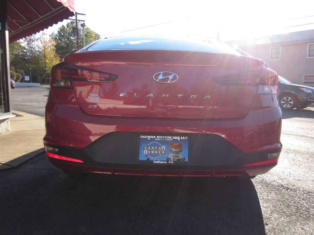 2019 Hyundai Elantra Image 10