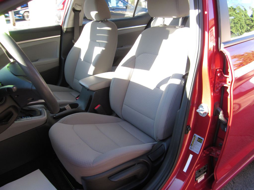 2019 Hyundai Elantra Image 35