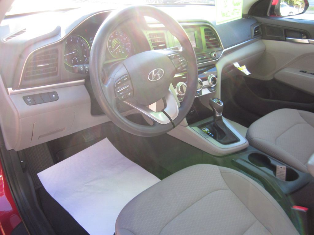 2019 Hyundai Elantra Image 37