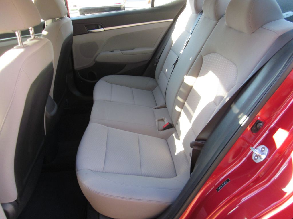 2019 Hyundai Elantra Image 41