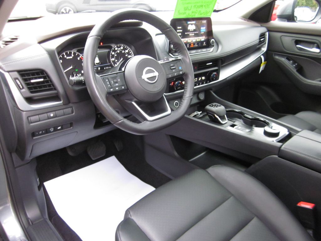 2023 Nissan Rogue Image 50