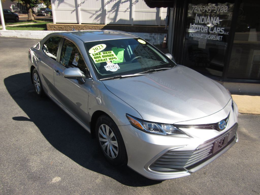 2023 Toyota Camry Image 1
