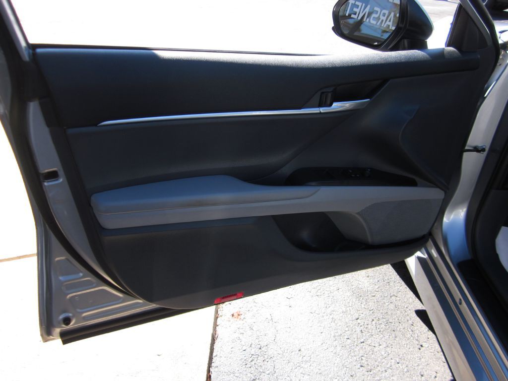 2023 Toyota Camry Image 29