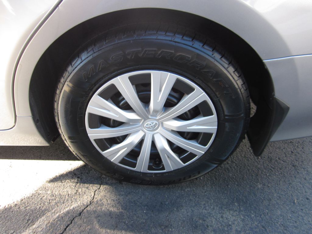 2023 Toyota Camry Image 50