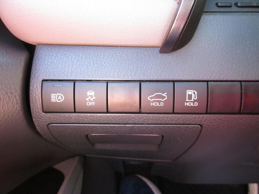 2023 Toyota Camry Image 56