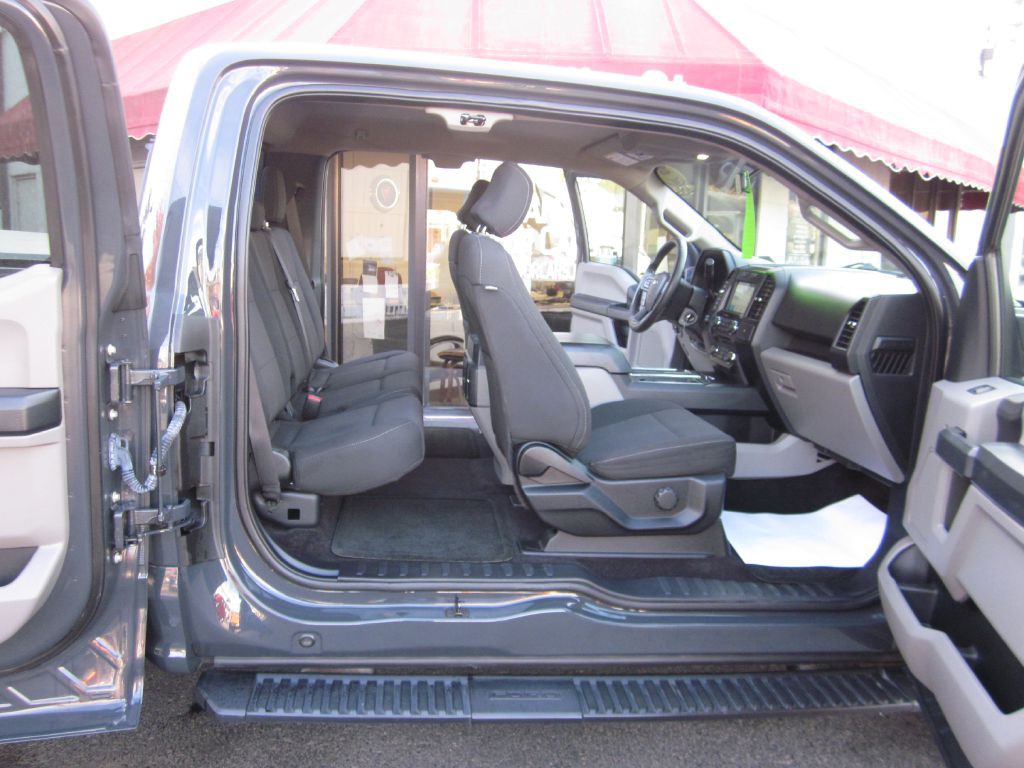 2017 Ford F-150 Image 45
