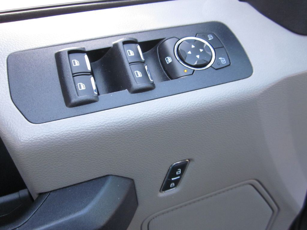 2017 Ford F-150 Image 68