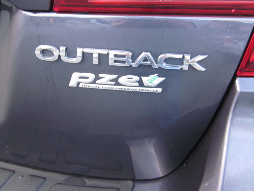 2017 Subaru Outback Image 7