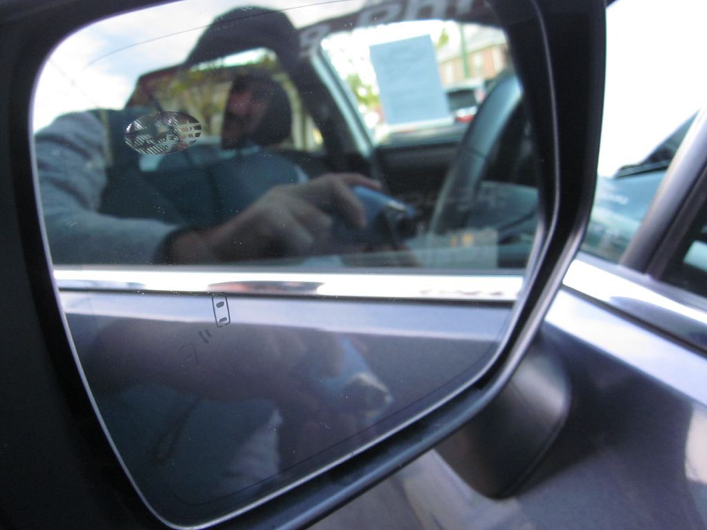 2017 Subaru Outback Image 17