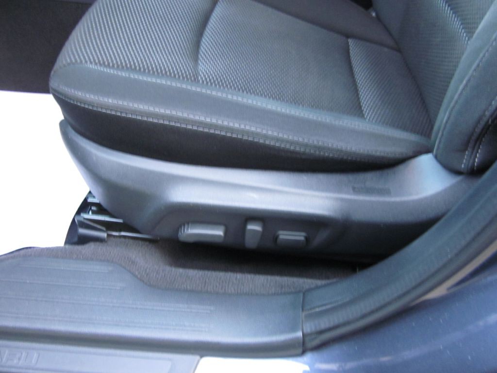 2017 Subaru Outback Image 38