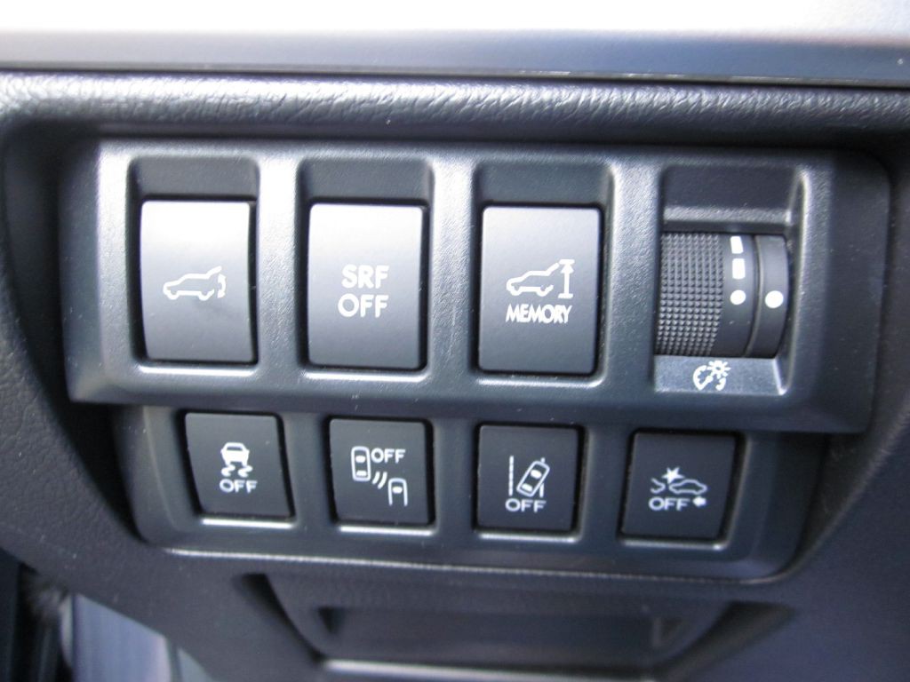 2017 Subaru Outback Image 72