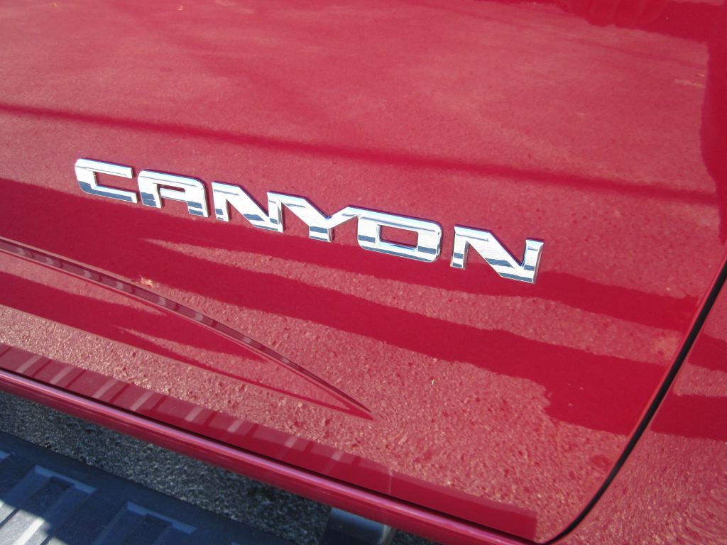 2018 GMC Canyon Image 4