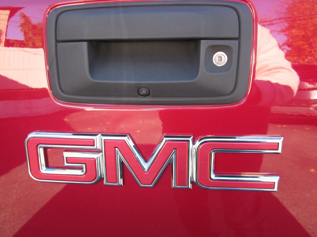 2018 GMC Canyon Image 11