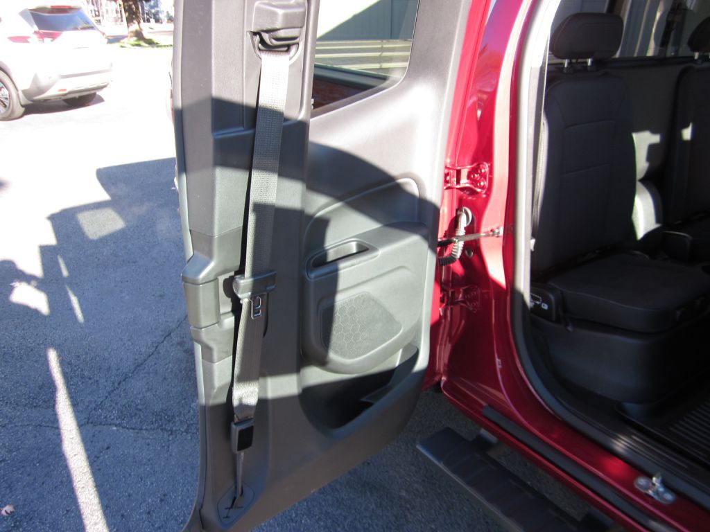 2018 GMC Canyon Image 62