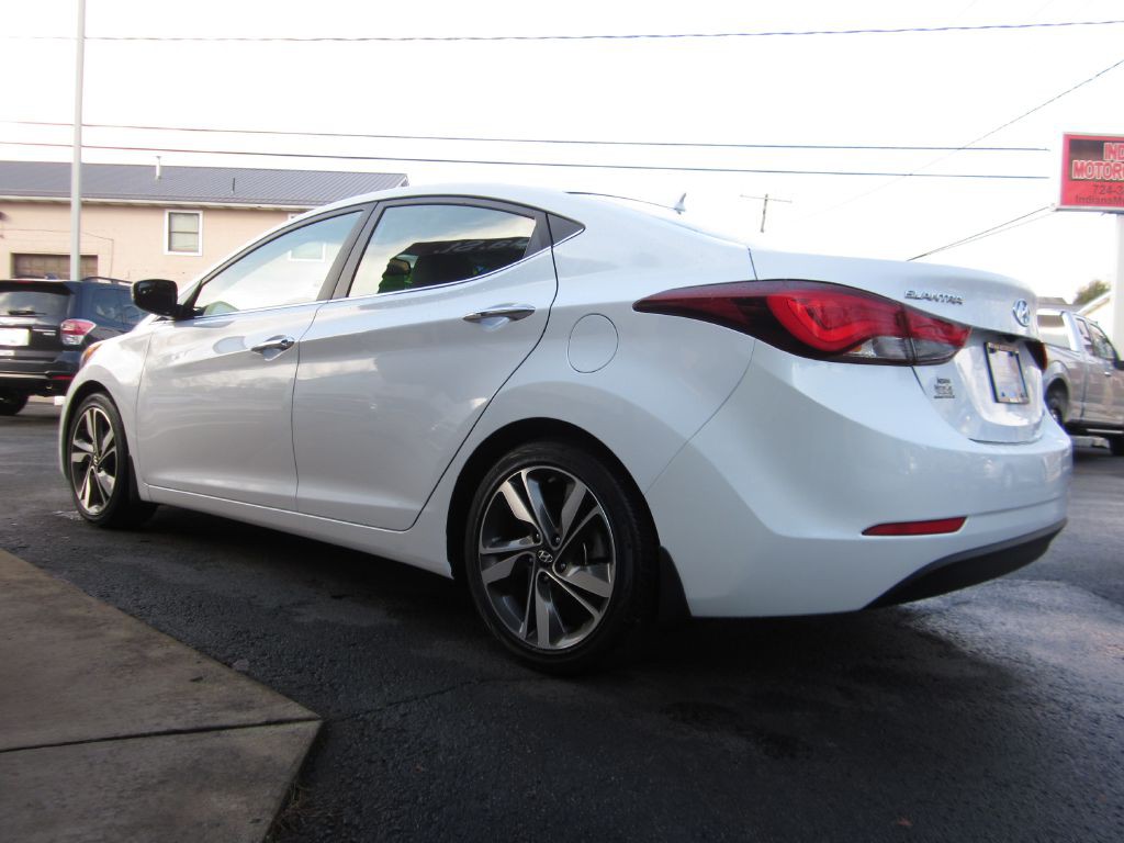 2015 Hyundai Elantra Image 14