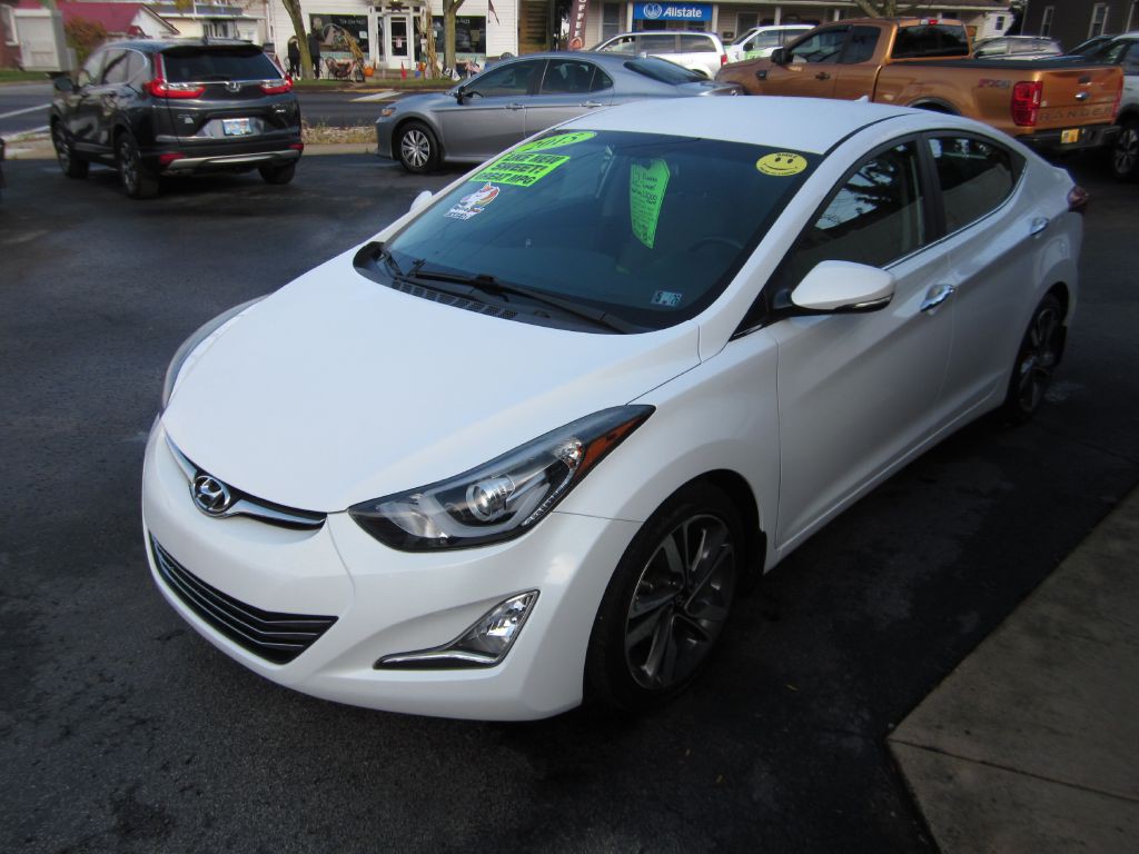 2015 Hyundai Elantra Image 16