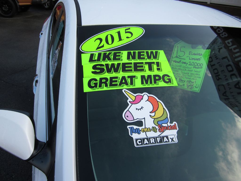 2015 Hyundai Elantra Image 21