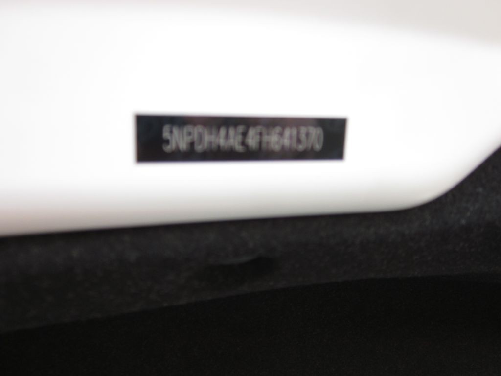 2015 Hyundai Elantra Image 30