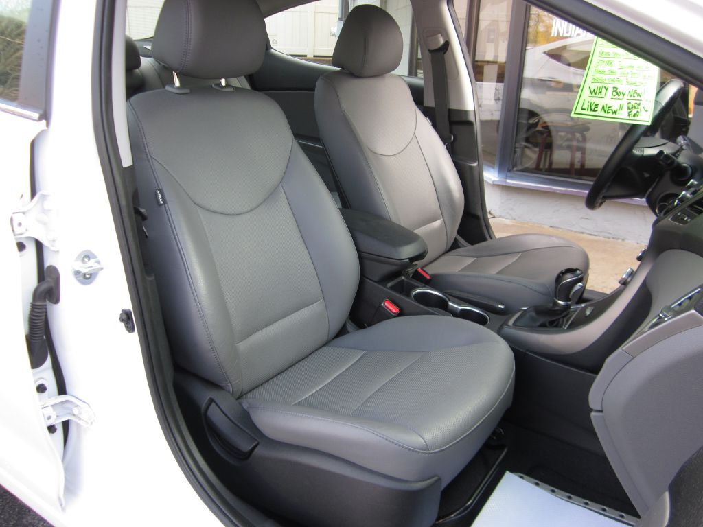 2015 Hyundai Elantra Image 44